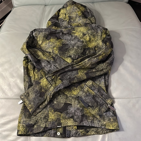 Bench windbreaker jacket - Picture 5 of 7